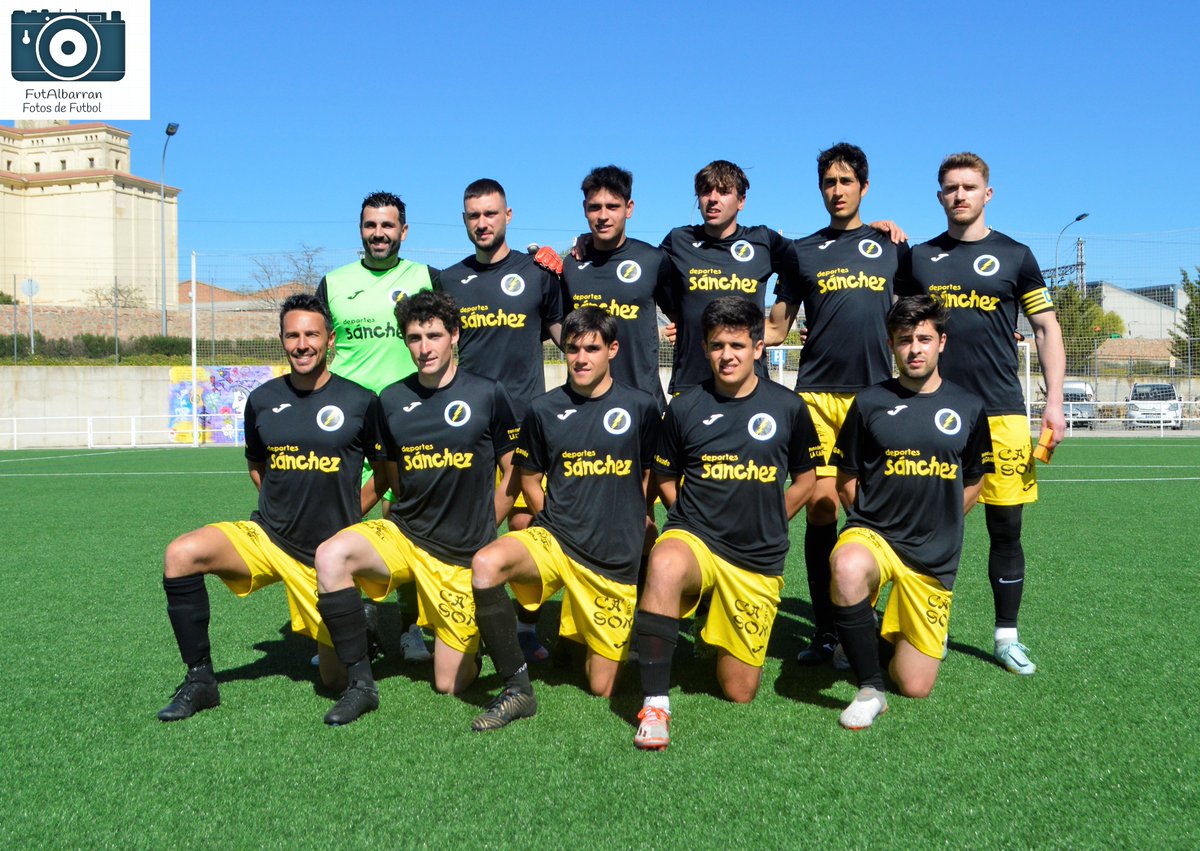 AlbarranFut's tweet photo. @CD_Rayoabulense  4-0 @cd_casillas 
+ Fotos en nuestro facebook y en @deportesavila en cuanto se publique el articulo https://t.co/y1yMa7KPF9