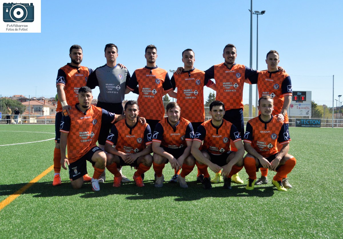 AlbarranFut's tweet photo. @CD_Rayoabulense  4-0 @cd_casillas 
+ Fotos en nuestro facebook y en @deportesavila en cuanto se publique el articulo https://t.co/y1yMa7KPF9