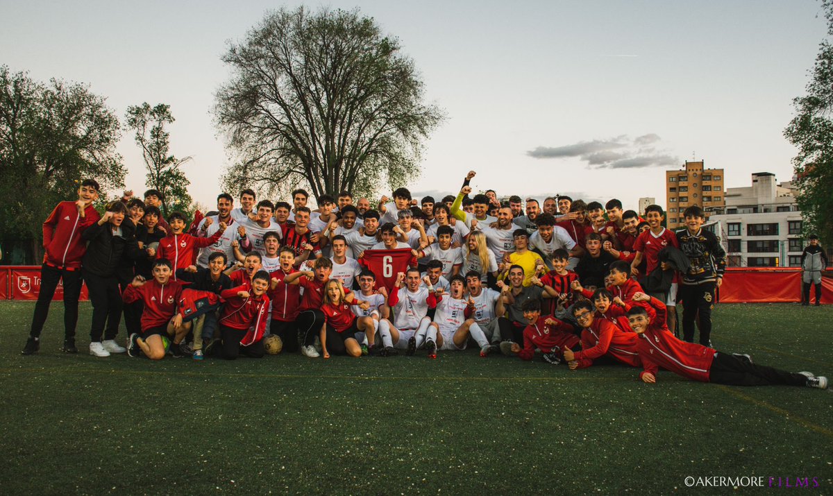 💭 Seguimos sin creernos del todo lo del sábado por la tarde

🏡 Ganapanes tenía que ser el lugar donde celebrar la vuelta a División de Honor

🐺 ¡Estos lobos han logrado algo impensable a principios de temporada! ❤️🖤