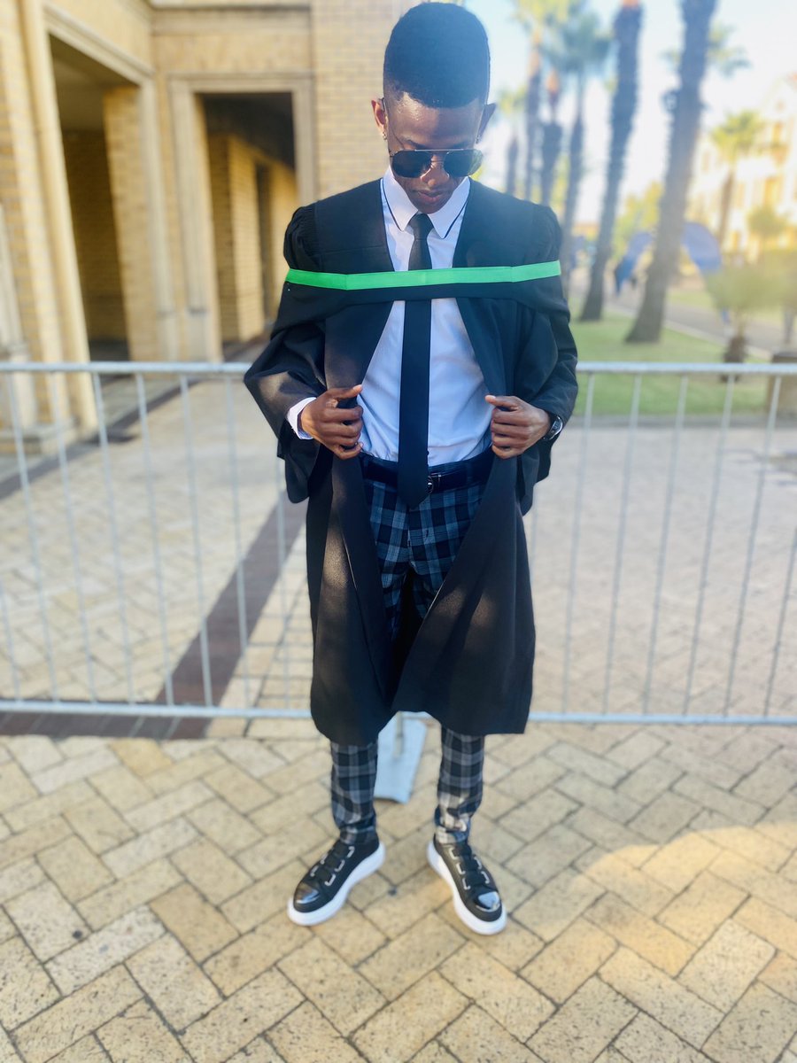 Moreke__Rexx's tweet image. Mrekza the Graduate…….Danko🎓😁