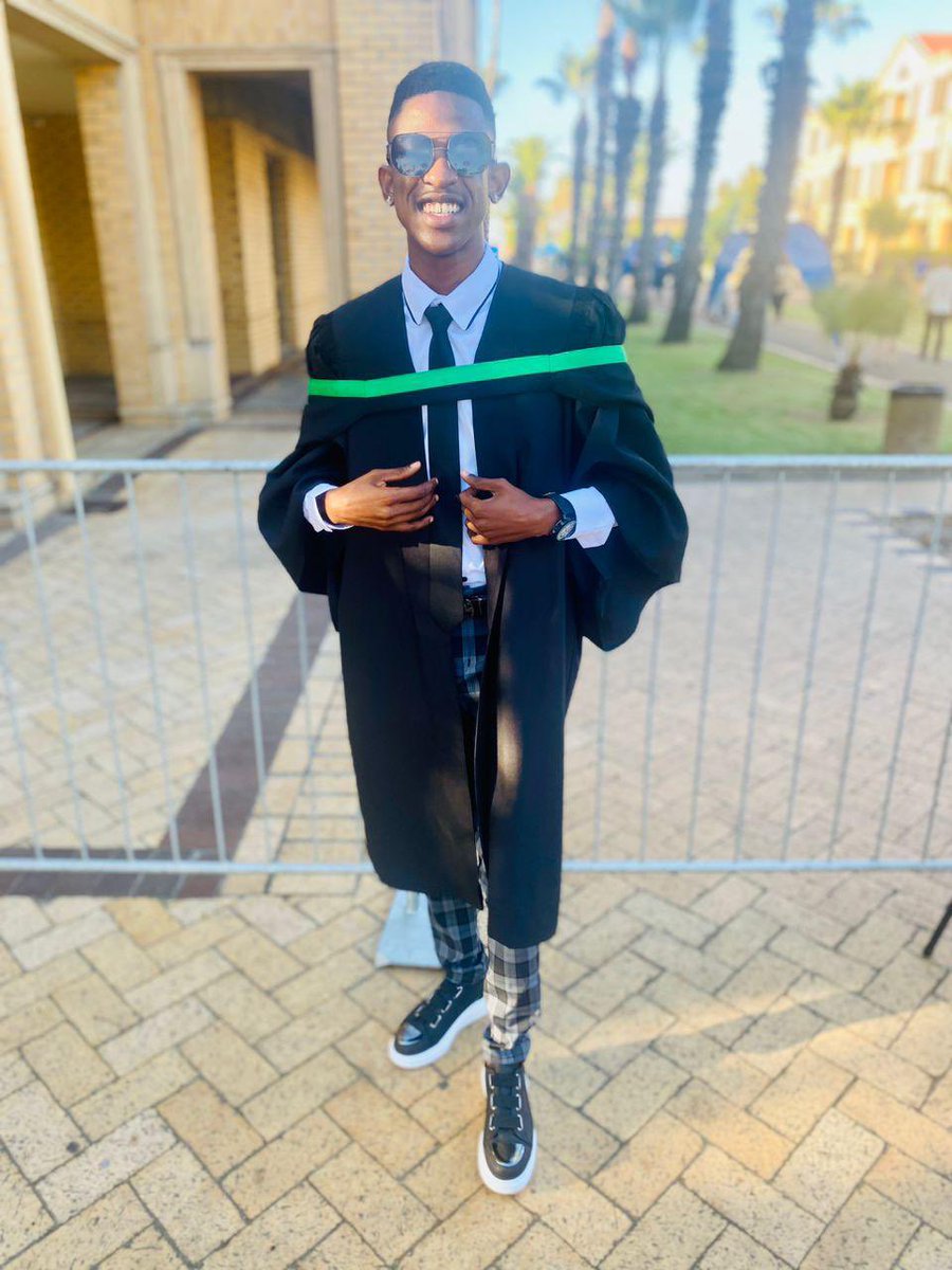 Moreke__Rexx's tweet image. Mrekza the Graduate…….Danko🎓😁