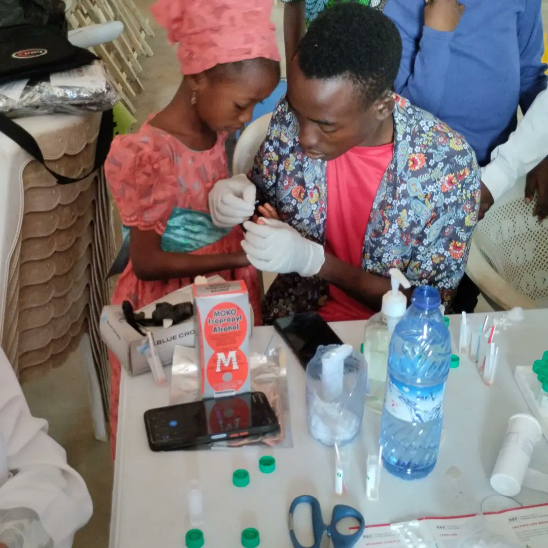Pectreasure_SCI's tweet photo. Sickle Cell Sensitization and Free Genotype Tests conducted at RCCG, Bright Star Parish, Owode-Ede. https://t.co/2KZLqKrVwr