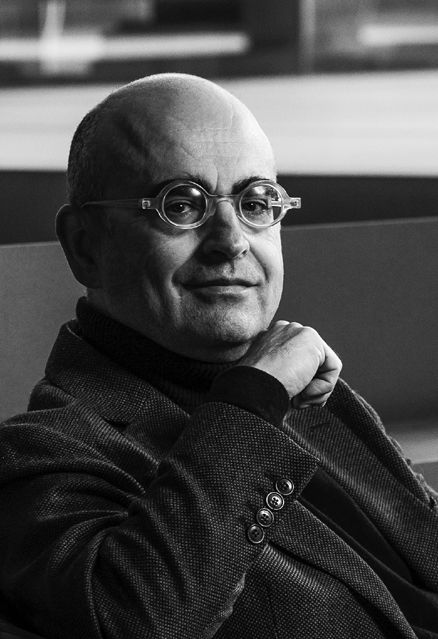 JornadasKreanta's tweet image. #RevistaCCK 

Dossier: FOMENTO DE LA LECTURA Y EL LIBRO 📗

¿SIRVE PARA ALGO FOMENTAR LA LECTURA? Artículo de Luis González, director general de @fundacionGSR,  donde se interroga sobre las políticas de fomento de la lectura.

👉bit.ly/3FU02V3