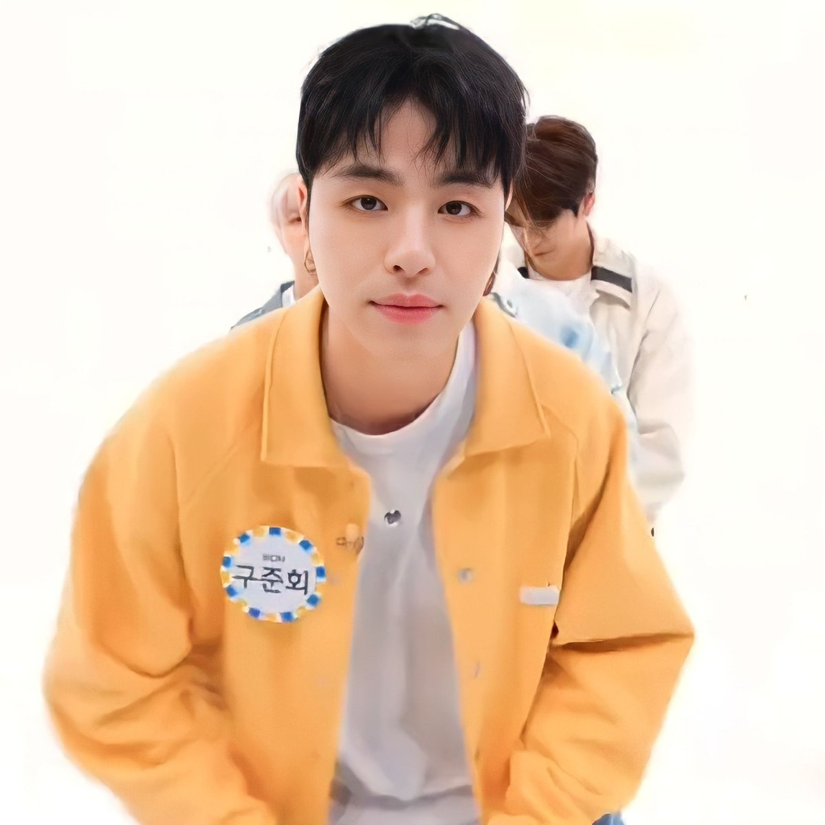 kooskyjunhoe's tweet photo. koo junhoe looking so bright in yellow☀️ https://t.co/YCQY8mqHjN