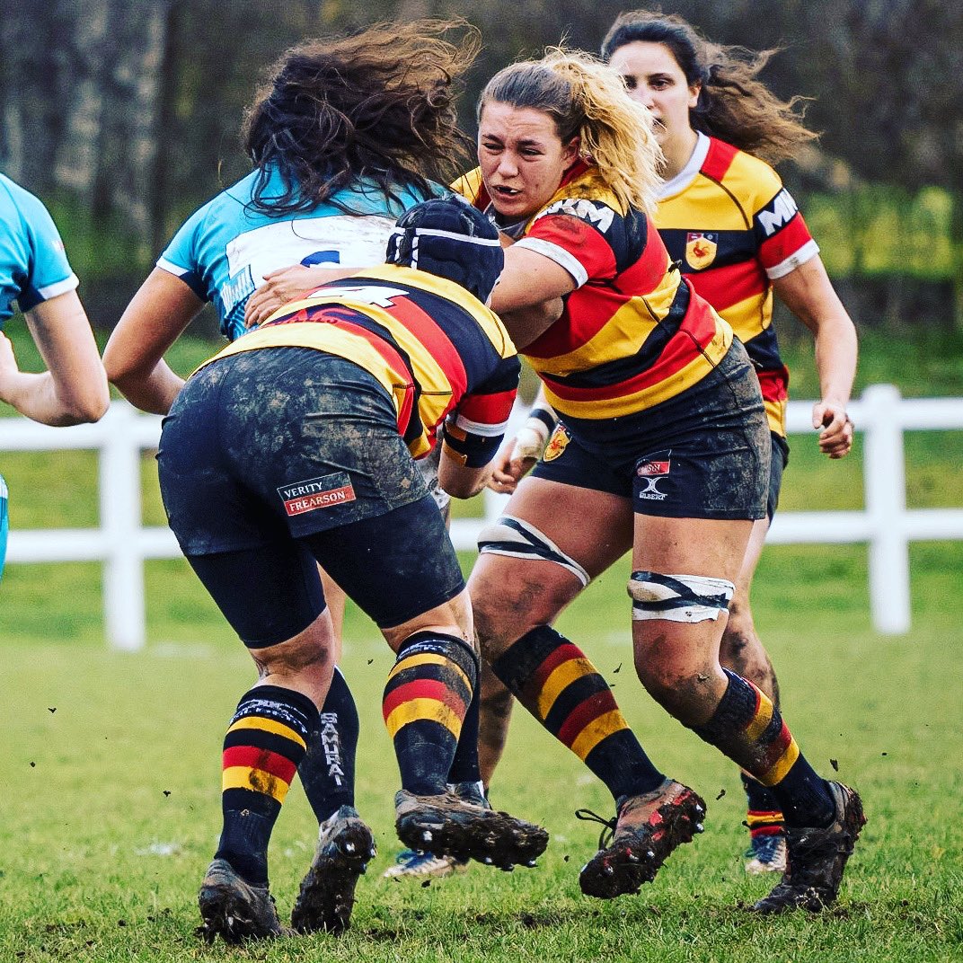 👩‍👧‍👦Anyone else feel like this trying to get the kids back to school this morning? 💪
-
-
#backtoschool #rugbytackle #byebyedarlings #mondaymorning #proudsponsor #upthegate #womensrugby