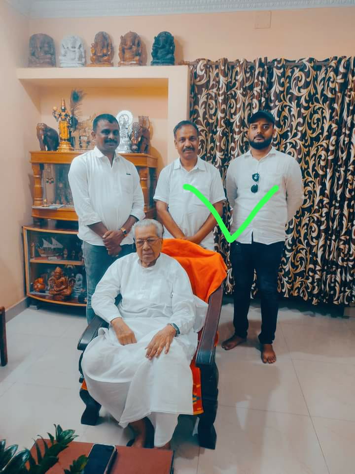 Satyarakhoj's tweet photo. ଏହି ପୋଷ୍ଟ ଗୁଡିକ ସମ୍ପୂର୍ଣ ସତ୍ୟ ବୋଲି ପୁଣି ଥରେ ପ୍ରମାଣିତ ହେଲା | ତାହେଲେ ଏଠି ପ୍ରଶ୍ନ ପୋଷ୍ଟିଙ୍ଗ କରିଥିବା ବ୍ୟକ୍ତି ଟି ଗଞ୍ଜାମ ଜିଲ୍ଲା ବିଜେପି ସଭାପତି ଙ୍କ ଅତି ପାଖ ଲୋକ ହେଇକି କିପର�� ଦଳୀୟ ନେତାଙ୍କ ବିରୁଦ୍ଧରେ ଲେଖିଲେ? ନା ନବୀନ ଓଡିଶା ଙ୍କ ନିର୍ଦେଶ ରେ ଦଳ ଭିତରେ ଫାଟ ସୃଷ୍ଟି କରିବା ପାଇଁ ସଭାପତି ଙ୍କ ନୂଆ ତରିକା ? https://t.co/Hi7LVVF5l0
