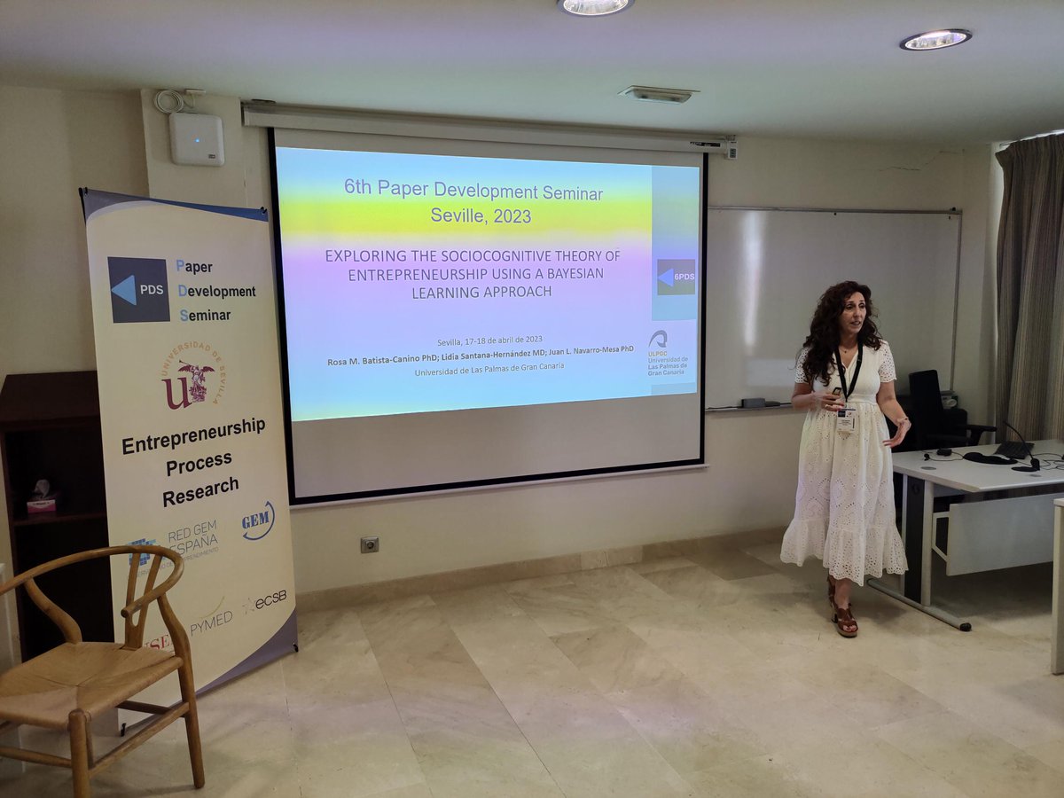 PdsEntrep's tweet photo. We are so happy to hearing the interisting presentation by Lidia Santana about his work entitled "Exploring the socio-cognitive theory of entrepreneurship using a bayesian learning approach" in #6PdsEntrep at @unisevilla https://t.co/cS6Qqp9eEq