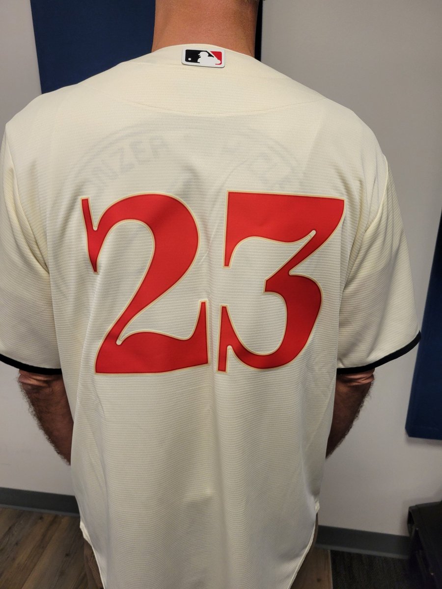 junior_miller's tweet photo. The new Rangers City Connect jerseys, modeled by the One True Muser for America https://t.co/sqlTdYleGD