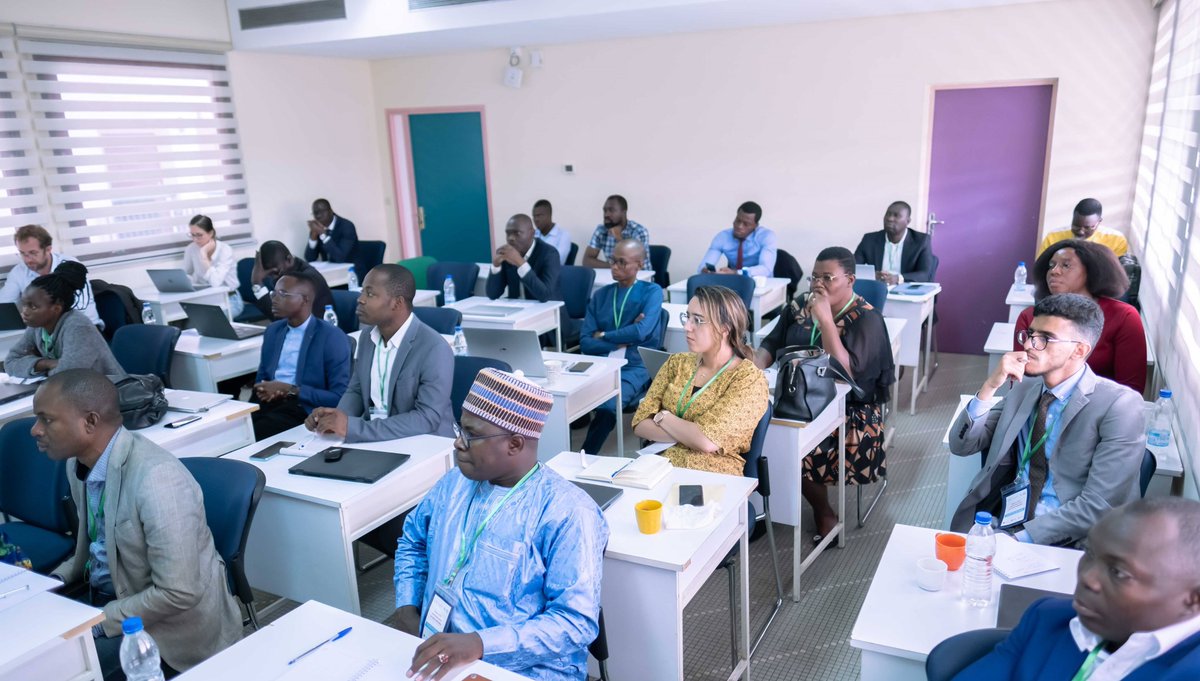 Juliette Seban (@sebanjuliette) on Twitter photo Avis aux chercheurs et chercheuses du continent africain : si l’évaluation d’impact vous intéresse, ne manquez pas les inscriptions pour l’école d’été co-organisée par le <a href="/FundInnovDev/">Fonds d’Innovation pour le Développement</a> à Rabat du 4 au 7 juillet.
Inscriptions jusqu'au 30 avril ➡ bit.ly/3UtnKgG Avis aux chercheurs et chercheuses du continent africain : si l’évaluation d’impact vous intéresse, ne manquez pas les inscriptions pour l’école d’été co-organisée par le <a href="/FundInnovDev/">Fonds d’Innovation pour le Développement</a> à Rabat du 4 au 7 juillet.
Inscriptions jusqu'au 30 avril ➡ bit.ly/3UtnKgG
