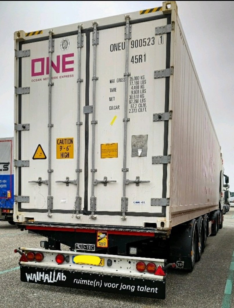 En... de eerste vrachtwagen al gespot?!