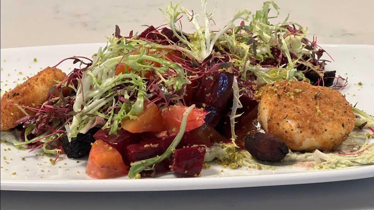 GrandCentralPSP's tweet photo. Break bread with us at Grand Central Palm Springs! Our Avocado Toast and Mushroom Toast use Bread &amp; Flours famed Organic “Sammie" Sourdough Bread. Only the best passes our taste test at Grand Central.  Breakfast starts at 7:30 am everyday! https://t.co/xypDJGNQFy
