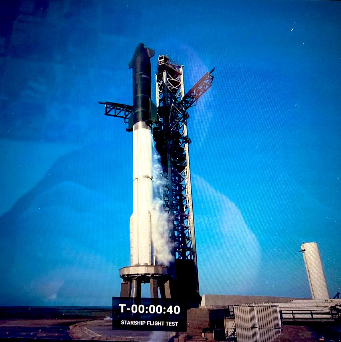 Lunch now that Launch 🚀 has been scrubbed.