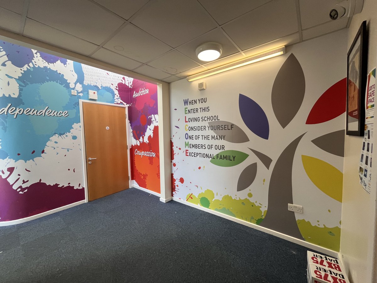 We are back again at @BMAT_Trust  Forest Hall School and completed this lovely reception wall art graphics showcasing the school's drivers and values and their house shields in their hall.
lnkd.in/eugUnmr
#schoolwallart #education #schoolart #Headteacher #schoolbusiness