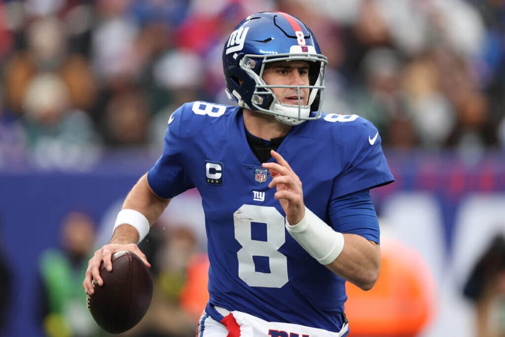 MalikNabers9's tweet photo. Giants fans, work for the 2023 season starts TODAY. We are 1 day closer to our fifth Lombardi trophy https://t.co/mWdIqhMBMy