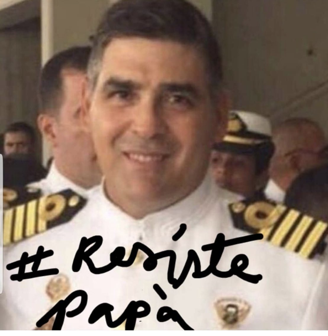 #urgente #LuisDeLaSotta Preso SIN JUICIO hace 5 años,la DGCIM lo tiene TORTURADO en #FuerteTiuna encerrado en una celda q parece un HORNO,Sin #Atenciónmédica a pesar de informe de <a href="/senamecfoficial/">Servicio Nacional de Medicina y Ciencias Forenses</a> q tiene el TRIBUNAL. La Ofic de <a href="/volker_turk/">Volker Türk</a> NO hace cumplir ACUERDOS.<a href="/KarimKhanQC/">Karim A. A. Khan KC</a>