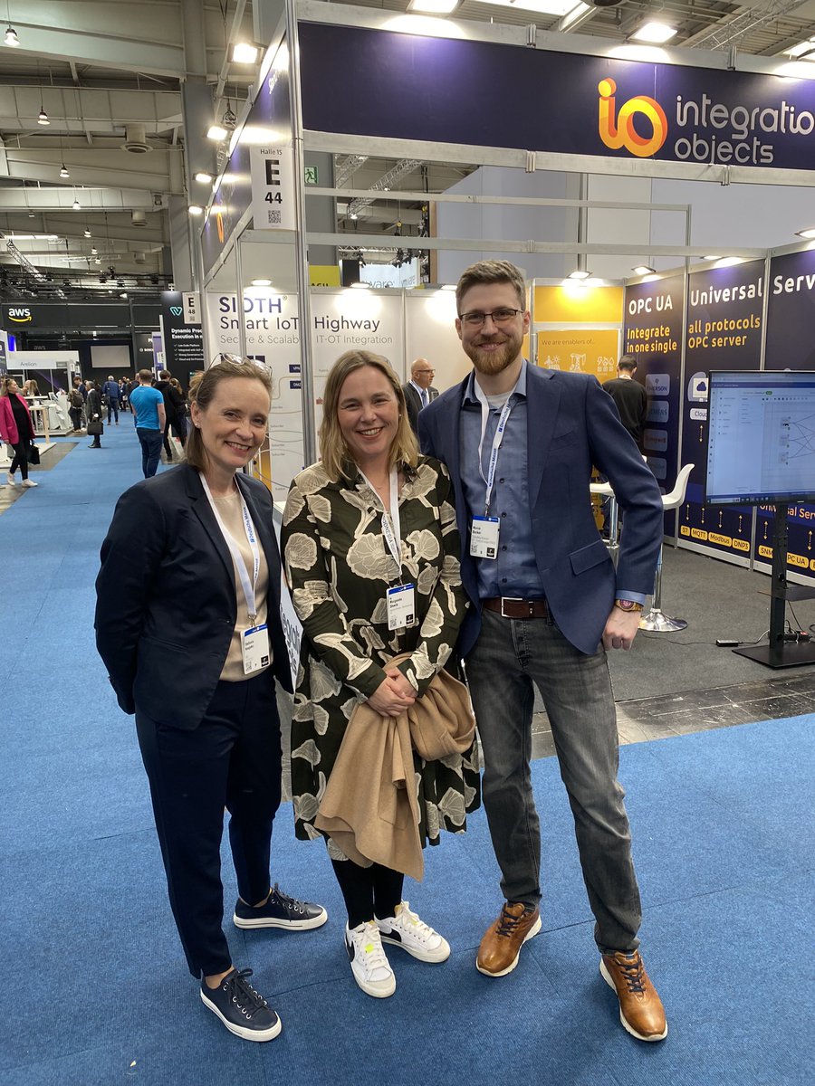 Flashback at #HM23: Marco Becker and me with former IDCs lovely <a href="/MaggieSlowik/">Maggie Slowik</a> at #HM23 #reunion