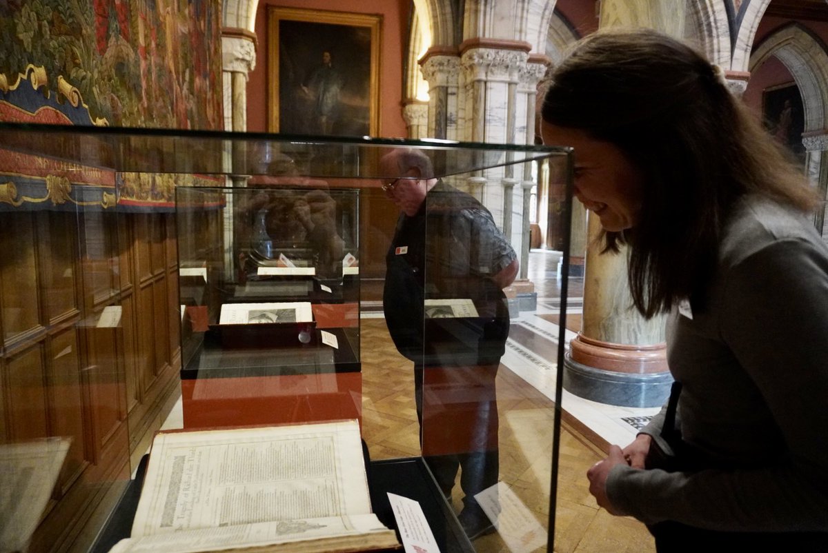 🎉 The Bute Collection’s Shakespeare First Folio pop-up display begins today! 🎉 

Our guides Jana & Kevin have been taking a closer look at the Bute First Folio’s three volumes this morning 👀 #FirstFolio #Folio400 

mountstuart.com/whats-on/folio…