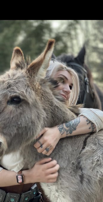 This picture is officially my least liked photo ever on instagram and WOW Basil will never forgive them