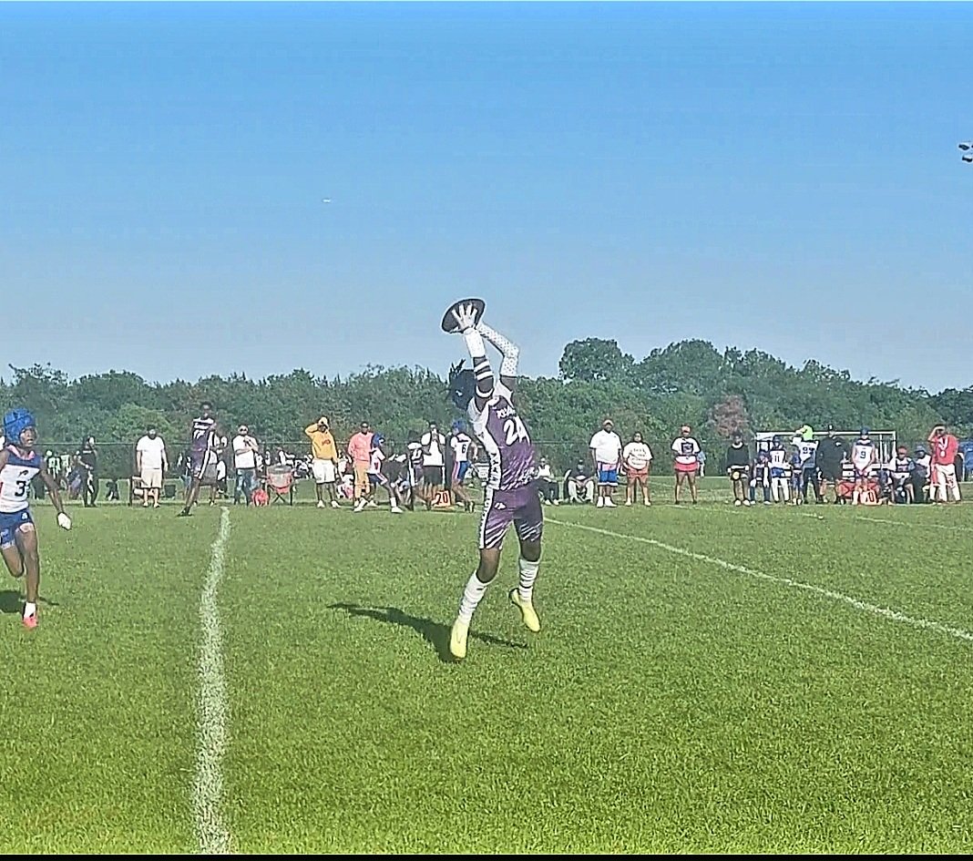 Bray_5tact's tweet photo. 5 int
1 TD
Not a bad weekend!!! New chapter it's a Dawgs Life π€
#BrayTrain
#BabyEdReed20 https://t.co/NYqAXfvmFW