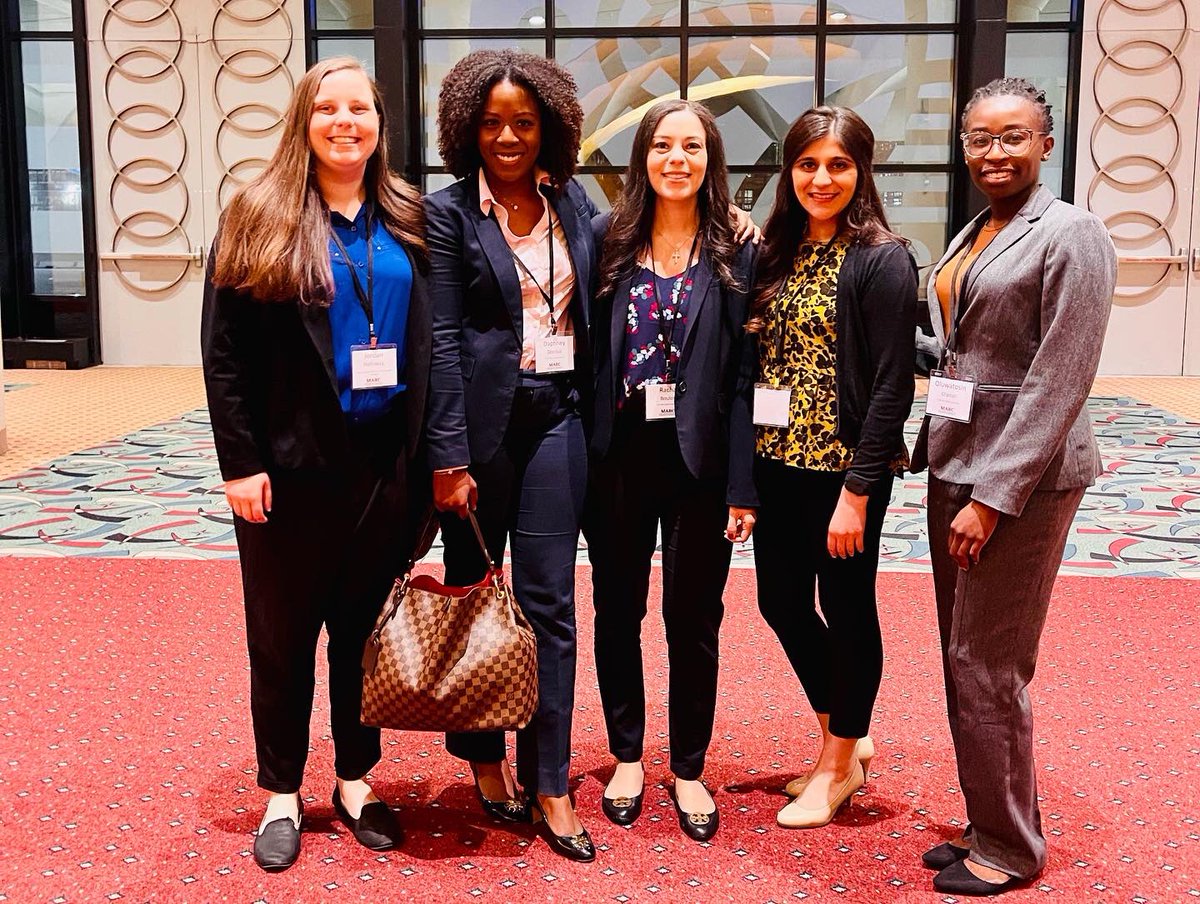 DaphneyDorcius's tweet photo. Shout out to the phenomenal group of @OSU_ANESRes ! So proud to call you my colleagues and friends ! Thank you to Drs. @DoctorStahl, Lipps and Lawrence for being unparalleled faculty mentors to us all ! We appreciate you ! GO BUCKS https://t.co/6aJELW98s9