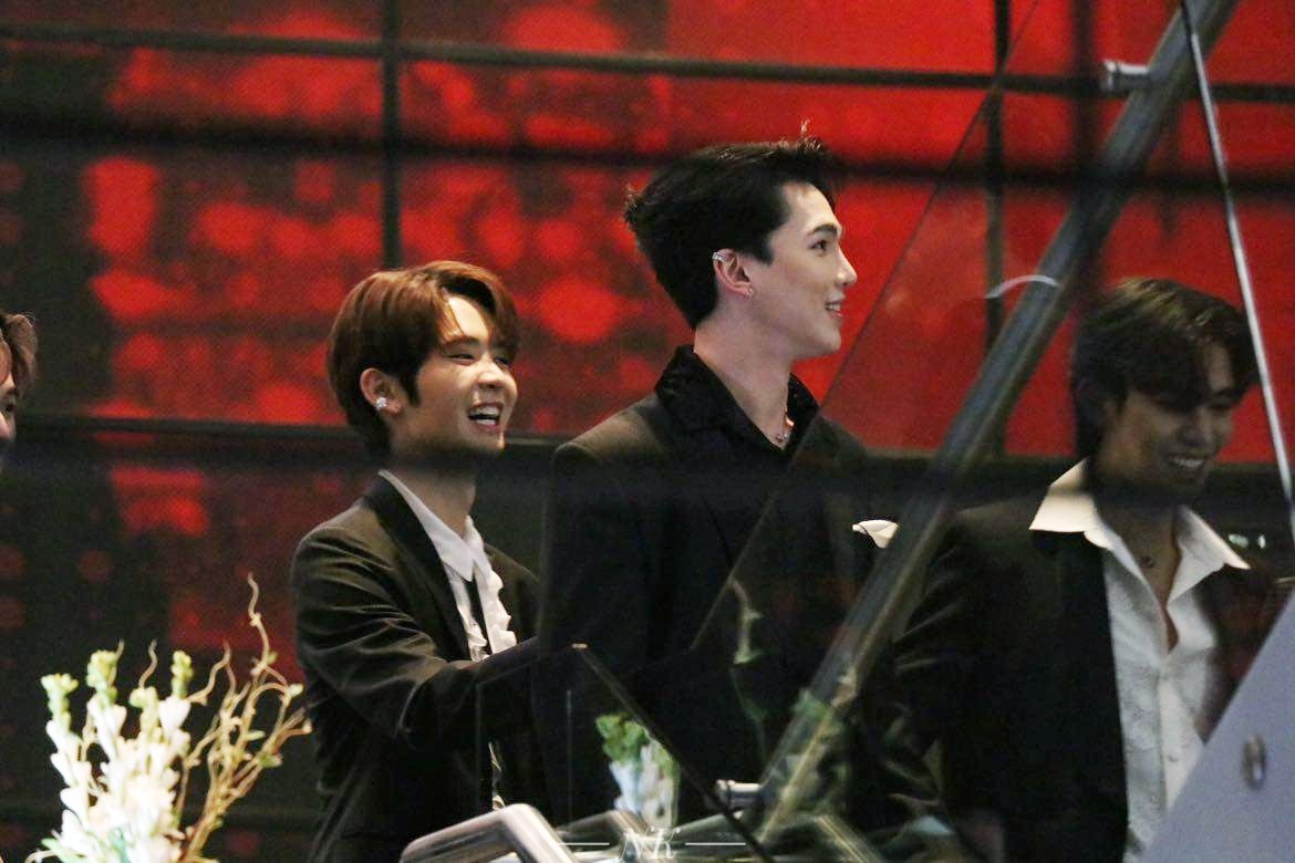 Little_MyStar's tweet photo. 230304  #YEvolution
#YEvolutionxDMD
@netsiraphop
@Jamessu_w
 
#netsiraphop
#JamesSu
#NetJames 
#เน็ตเจมส์
#NKDFS https://t.co/Fy1KAbp9p5