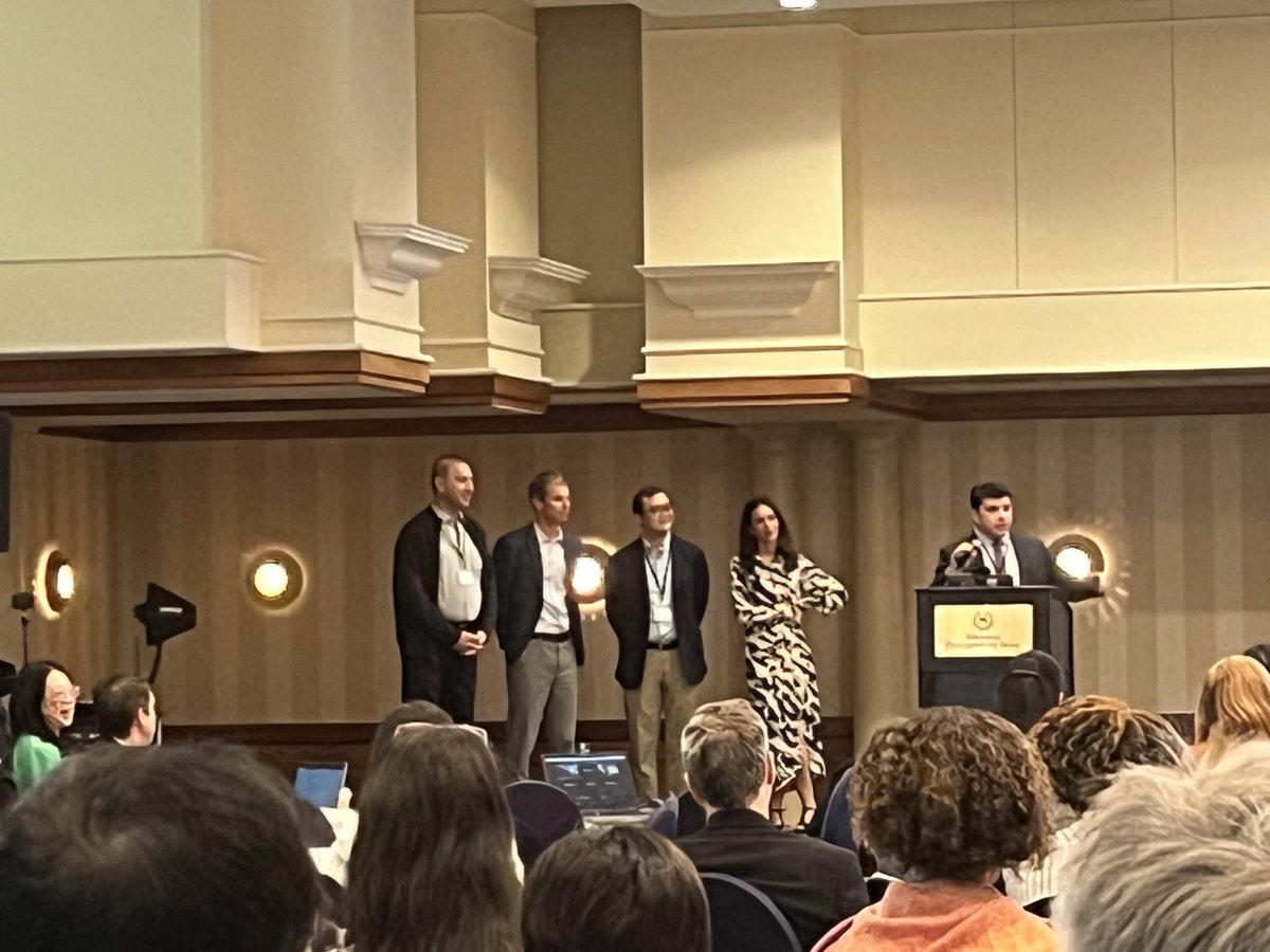 SwathiThaker's tweet photo. Enjoying learning about all the DGP projects at #Bridge2AI2023 https://t.co/ViEIB6r3bz