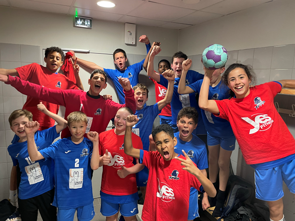 Retour sur la belle victoire des U13 de Ludo face à Nogent.

ephb.fr/actus/article/…