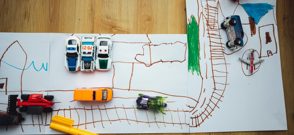 Join us for an exciting debate: "The end of fossil fueled mobility - Is Europe ready for future mobility?" on April 20th! We'll discuss the future of #mobility in 🇫🇷🇩🇪🇵🇱.

Hear from experts like <a href="/MarcinKorolec/">Marcin Korolec</a> &amp;  @CorinnaSalander.
 
📌 Register bit.ly/3mCxY1S