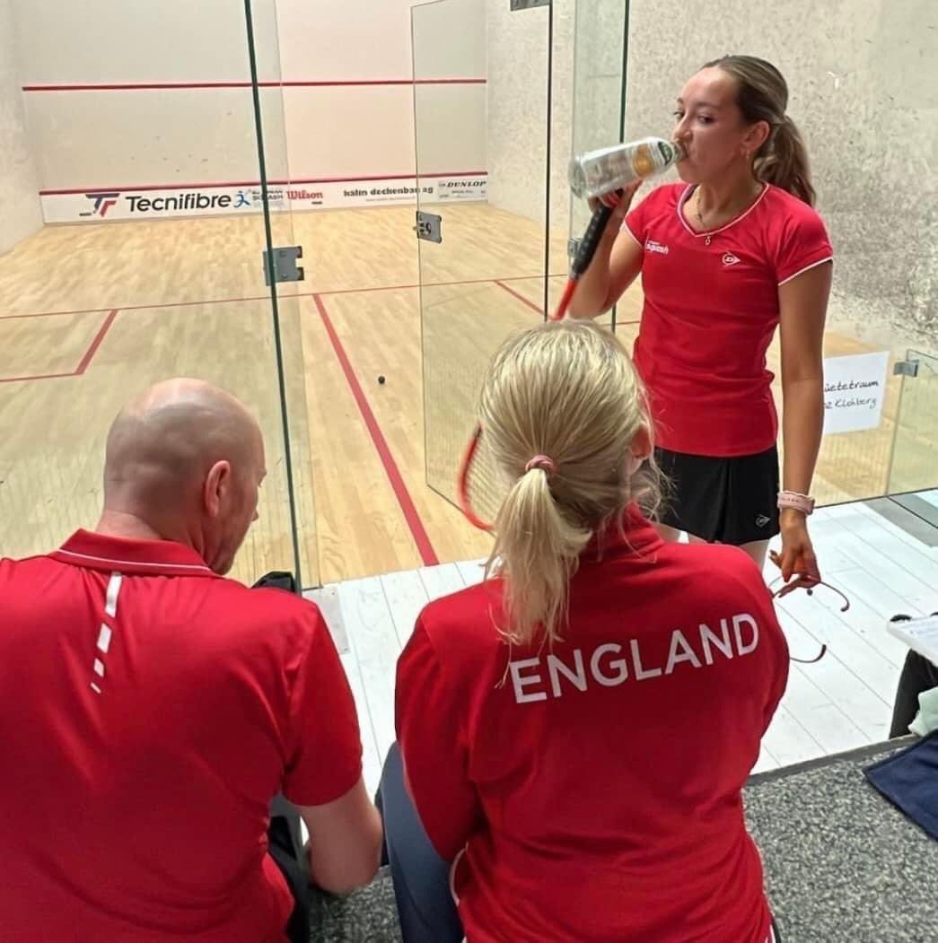 Ackworth_School's tweet photo. #MondayMotivation in April, Layla took part in the European U19 Individual Championships for Squash in Zurich, performing very well. Layla reached 12th place which is a respectable and huge achievement. Well done Layla! 

#SquashChampionships  #UKBoardingSchool #BoardingEducation https://t.co/ykx8Bxe94E