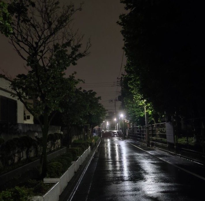 gIoomyweather's tweet photo. run away with me. https://t.co/2JB9tcjl93