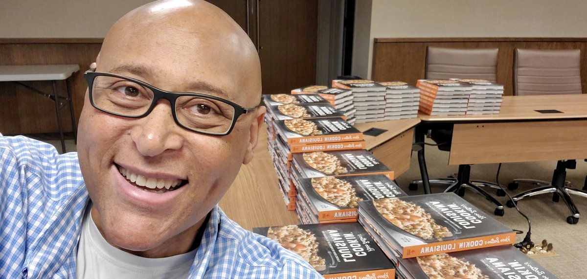 ChefKevinBelton's tweet photo. Signed 8 cases of books which equals a whole lot of books. So blessed and grateful. Happy Monday everyone. #pbschef #cookinwithchefkevin @GibbsSmithBooks https://t.co/E8levl1KN9