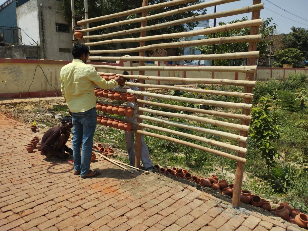 We are constructing an #eco friendly #vertical #garden at our Ghaziabad Biodiversity Park project. This is the first plastic free vertical garden. In this we are installing 200 earthen pots in place of plastic boxes.
#verticalgarden #plasticfree #VikrantTongad #biodiversityPark