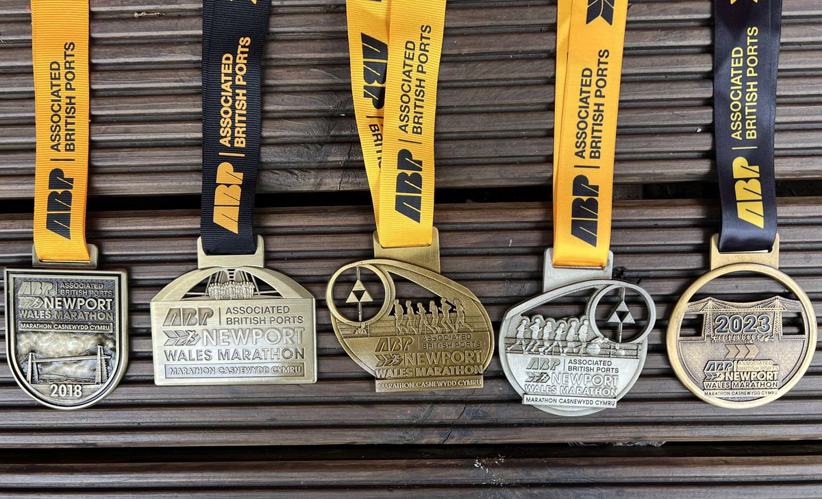 sdwilliams72's tweet photo. @NewportWales262 The collection continues! 
@LliswerryRunner 

#hometown #newport #support https://t.co/hVaPCsAJJA