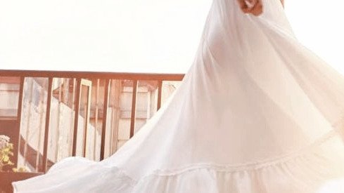 hourlydemet's tweet photo. ☀️💫 #DemetÖzdemir https://t.co/ECNliTs4MT