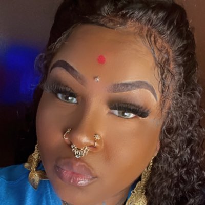 rubywoo1128's tweet image. #NewProfilePic