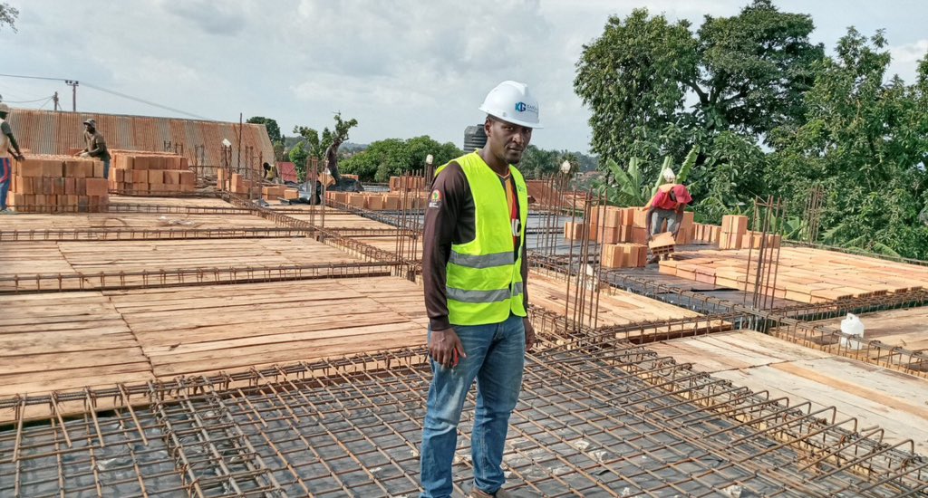 kanosug's tweet photo. 🔅Land surveying 
🔅Land scaping
🔅Compound designing etc!
@kasbert_c was established in 2019 by our very own @Osbertariho12 aiming at providing professional &amp; quality set in the field of civil, building &amp; structural Engineering!
#KANOsCorporates https://t.co/9pLIAjAmwF