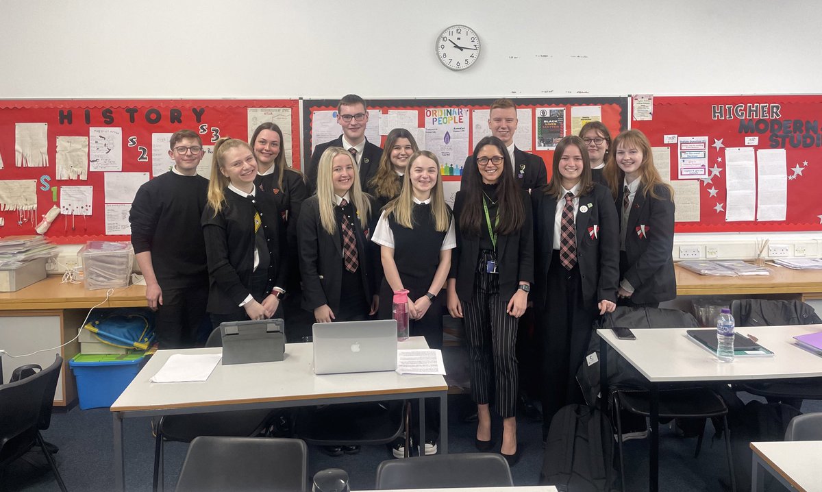 Advanced Higher class of 2023 ⭐️ Featuring a celebration photo after all dissertations have now been submitted. Well done everyone. #article29 #rrsa