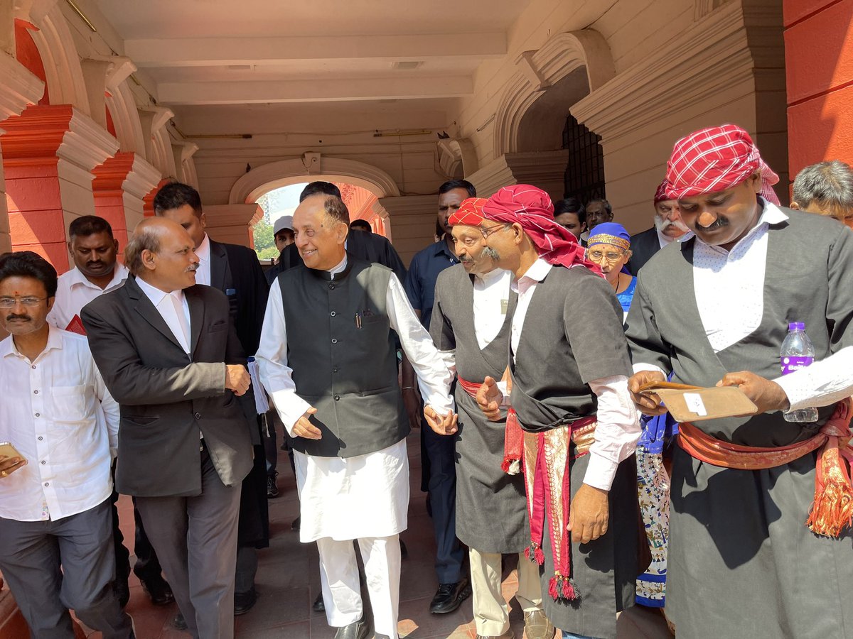 jagdishshetty's tweet photo. On Dr Subramanian @Swamy39 PIL on the Codava ( Coorg) issue the Bangalore High Court today issued notice to the Union of India and Karnataka Govt and asked Dr Swamy to amend the Petition to make Codava National Council as Co-petitioner @satyasabharwal @vhsindia @vhs_karnataka @niku1630