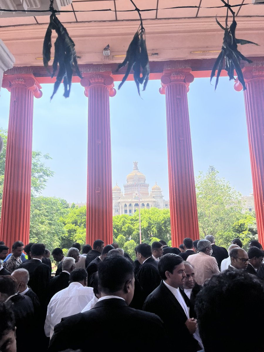 HUGE BREAKING: Today, Karnataka High Court issued notice in the WP in Public Interest filed by Dr. <a href="/Swamy39/">Subramanian Swamy</a> on making a commission to look into the demands of the Codava National Council (CNC). 

<a href="/nachappa_codava/">CNC CodavaTribalism & Quest for Autonomy</a> <a href="/vhsindia/">Virat Hindustan Sangam</a> <a href="/jagdishshetty/">Jagdish Shetty</a>