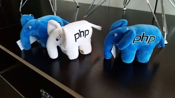 sulu's tweet image. Mark your calendars! April 27 is the next @phpugmrn meetup. @ThijsFeryn shares his #Varnish caching expertise and more topics via @lukaszchrusciel & @shochdoerfer. Don't miss out on learning & connecting with fellow developers bit.ly/3zUqNVY #PHPmeetup #Symfonydevelopers