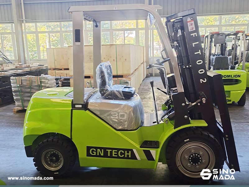 Sinomadacn's tweet photo. #SINOMADA Exported 2 Units #ZOOMLION Diesel Forklift FD30 to England🚢 #SinomadaCases #ZoomlionForklift #Forklift #FD30 #ForkliftService #LogisticsMachinery https://t.co/EbHsWtBfnL