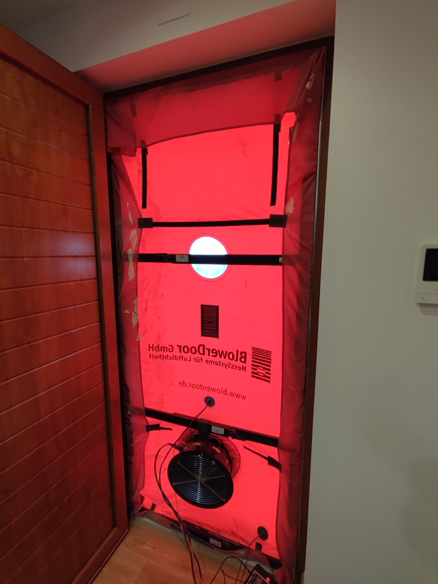 Realizado ensayo #BlowerDoor en método 1 a una vivienda unifamiliar en #Elizondo, #Navarra

#EficienciaEnergética
#Passivhaus

blowerdoortesting.es/blog