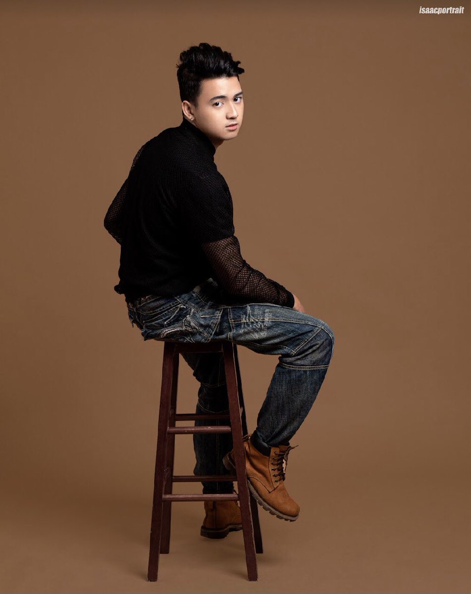 Why so serious? Lol 🤣

Photographer: @erickisaac_photography 
Grooming: @reginecagulada 
Styled by: @styledbyusph 
Studio: The Blackbox Studio