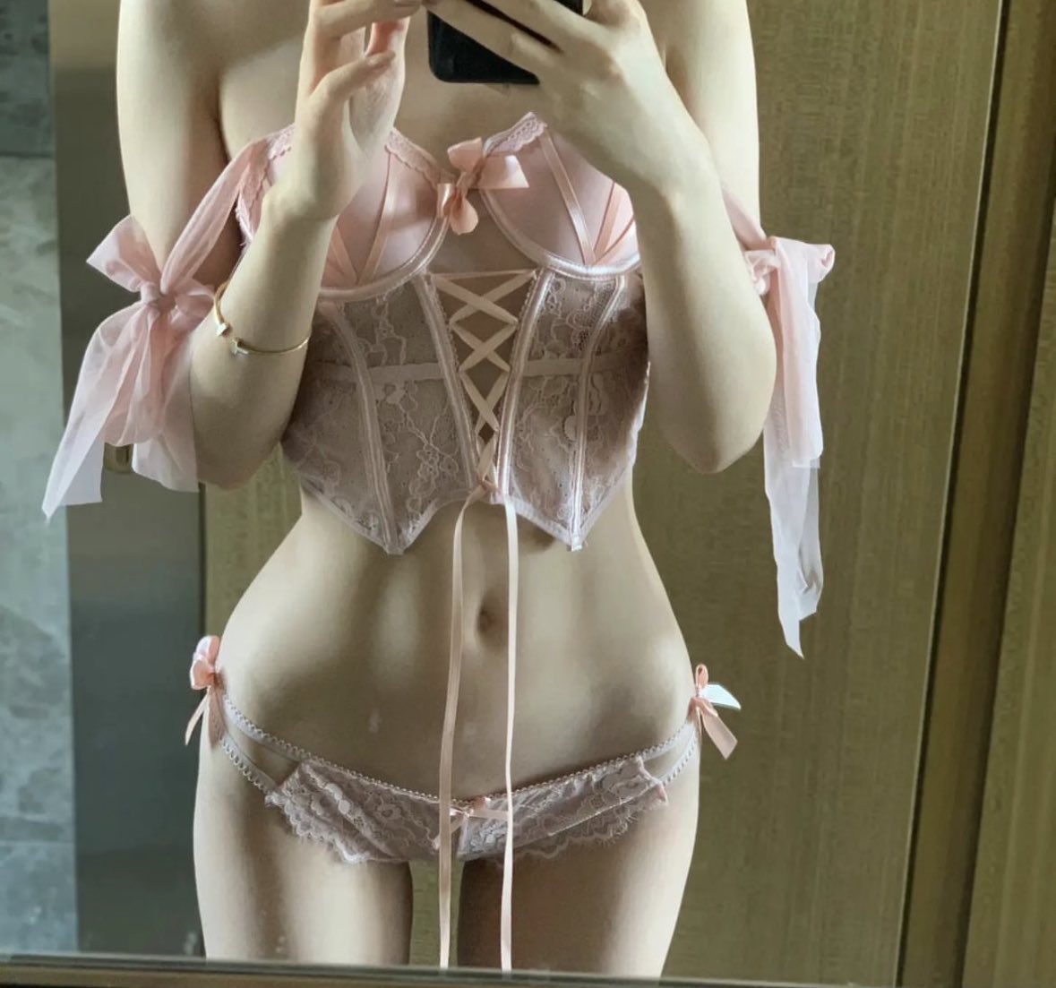 kurtiqram's tweet photo. 🌼🌼🌼

Miss me?🌱🌱
#长治 https://t.co/6P2yLW5SDP