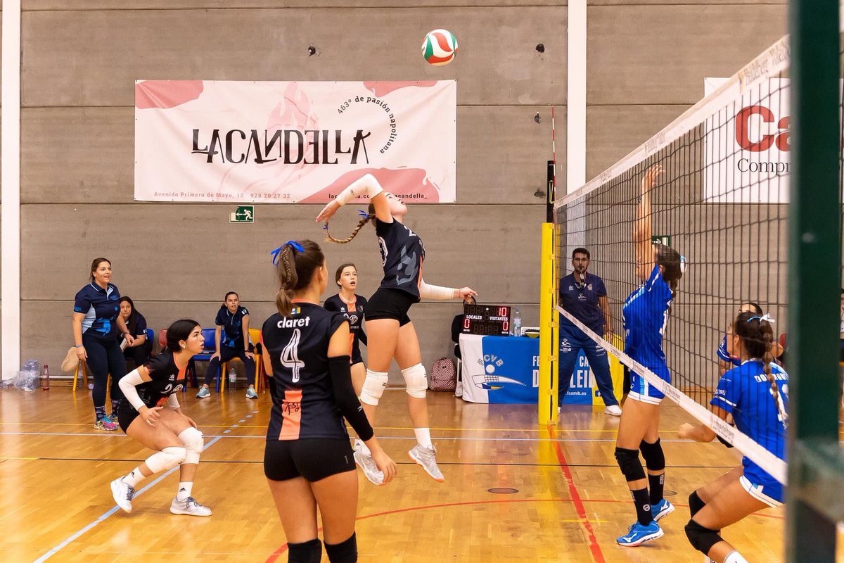 Claret Las Palmas tweet media