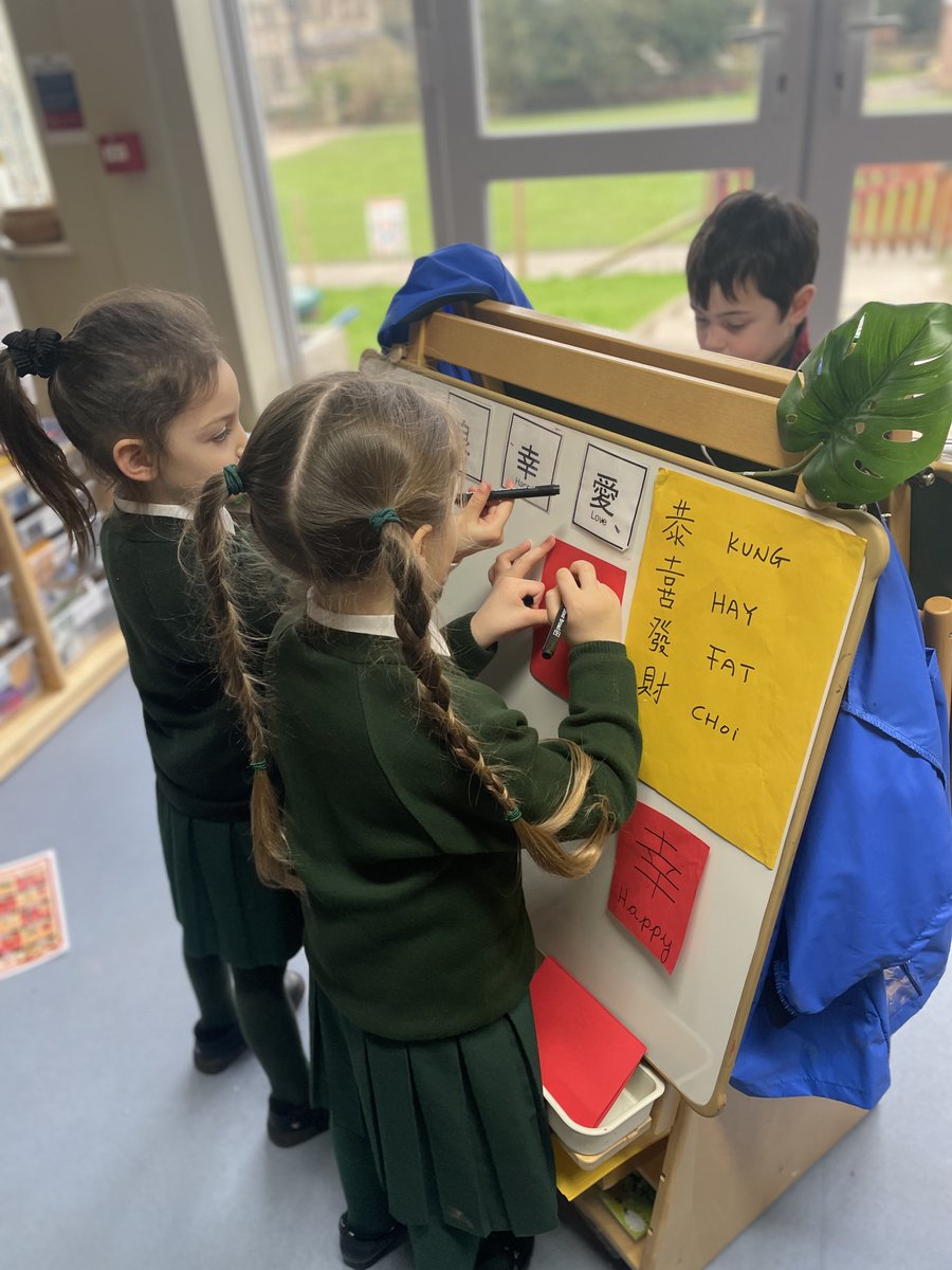 ScarisbrickHall's tweet photo. We have limited places available for our September 2023 intake and are looking forward to welcoming families tomorrow for our Reception Open Morning.
Please visit https://t.co/IdGWl2jedD to book your place.
#reception #eyfs #startingschool #NationalOfferDay #receptionplace https://t.co/QtN7wRbrJw