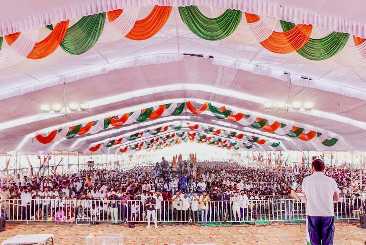 प्रधानमंत्री जी, वंचितों को खोखले शब्द नहीं, राजनीतिक और आर्थिक शक्ति की ज़रूरत है।

ये तीन कदम उठाइए:

✅ 2011 की जनगणना के आंकड़े सार्वजनिक कर, देश में OBC कितने हैं बताइए
✅ आरक्षण से 50% कैप हटाइए
✅ दलितों, आदिवासियों को आबादी के अनुसार आरक्षण दीजिए

#जितनी_आबादी_उतना_हक़
