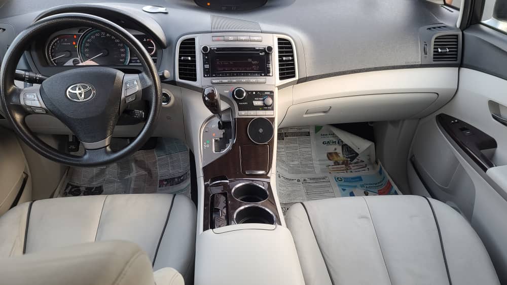 OracleAutos's tweet image. Toyota Venza
Model year 2010
Foreign used
Thumbstart Engine
Panoramic Roof 
Price 8, 950, 000M
Dm for more details.