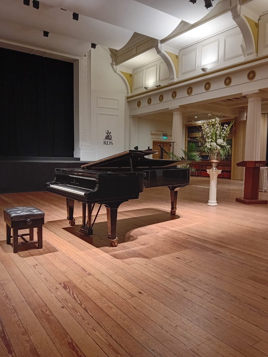 TheRDS's tweet photo. Today we are delighted to host interviews for the 2023 RDS Music Bursary programme. Thank you to our wonderful judging panel Finghin Collins (Chair), Rosemary Collier, Ursula Gormley, Anthony Long and Richard Yarr.

The five shortlisted musicians are @Margotclarinet , Aidan Chan, Deirdre Higgins, Fiachra de hOra and Ross McDonnell.

The winners of the RDS Music Bursary Award, the RDS Jago Award and the RDS Collins Memorial Performance Award will be announced on our social media channels tonight.

#RDSArts #RDSMusic