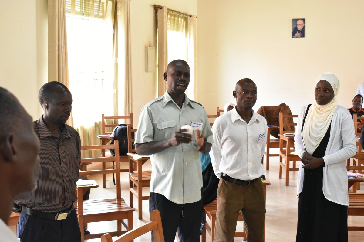 FOWODE_UGANDA's tweet image. Partnering with men as allies to establish positive gender attitudes is key to changing a culture that has historically reinforced GBV. @FOWODE_UGANDA we work with model men to change the mindsets of other men in their communities for the advancement of women and girl's rights.